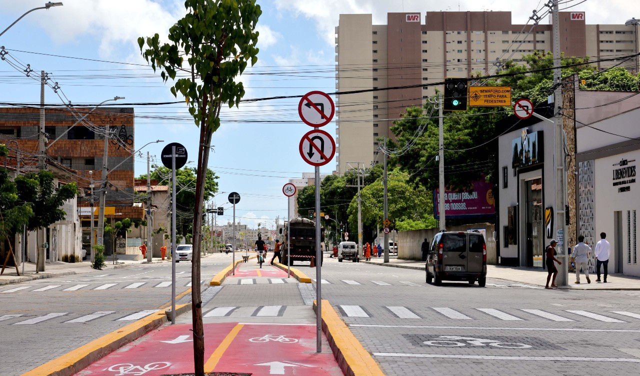 avenida sargento hermínio com novas pistas, ciclovia e sinalização